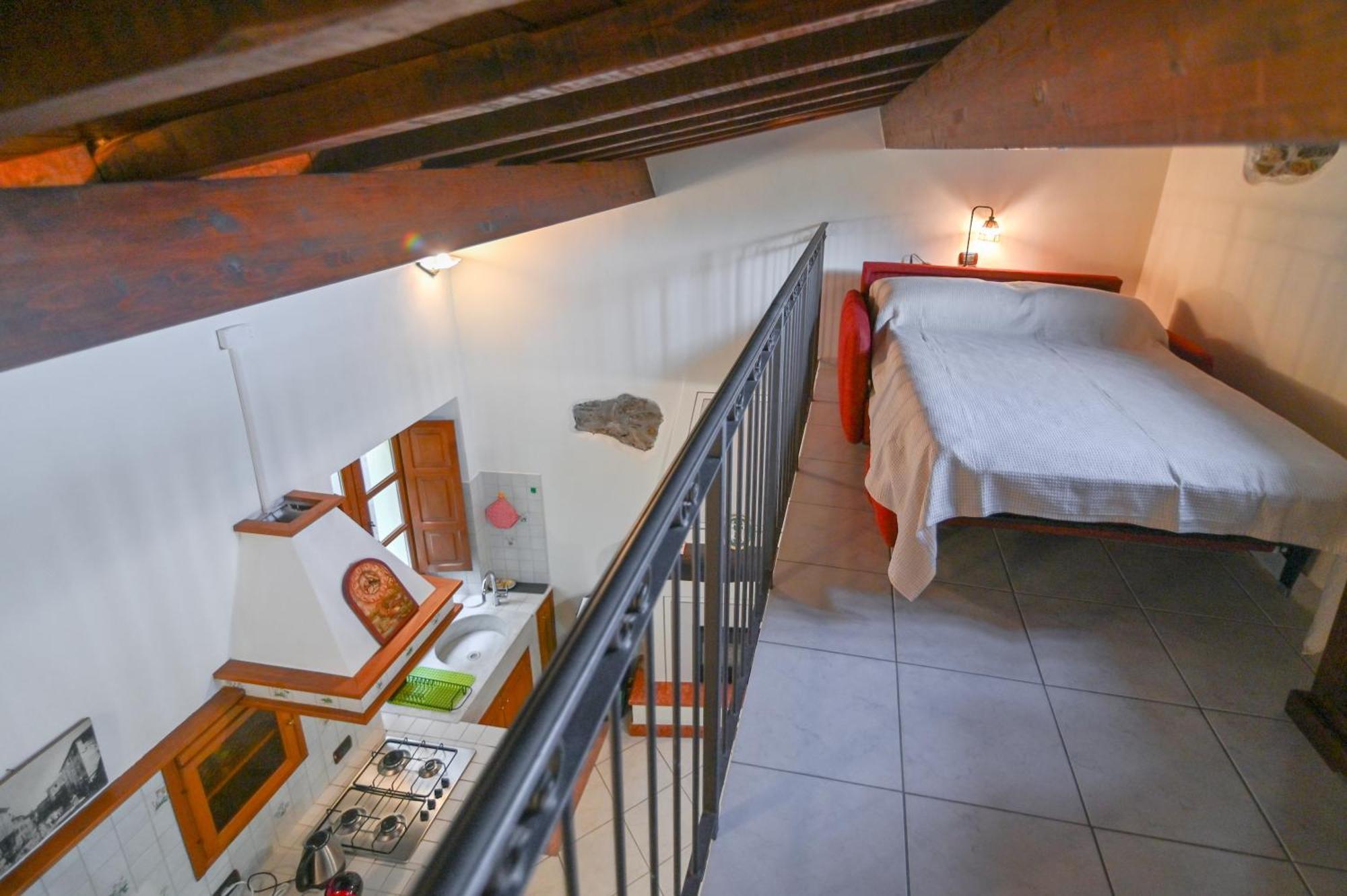 Casa E Mansarda Delle Mura 아메그리아 외부 사진