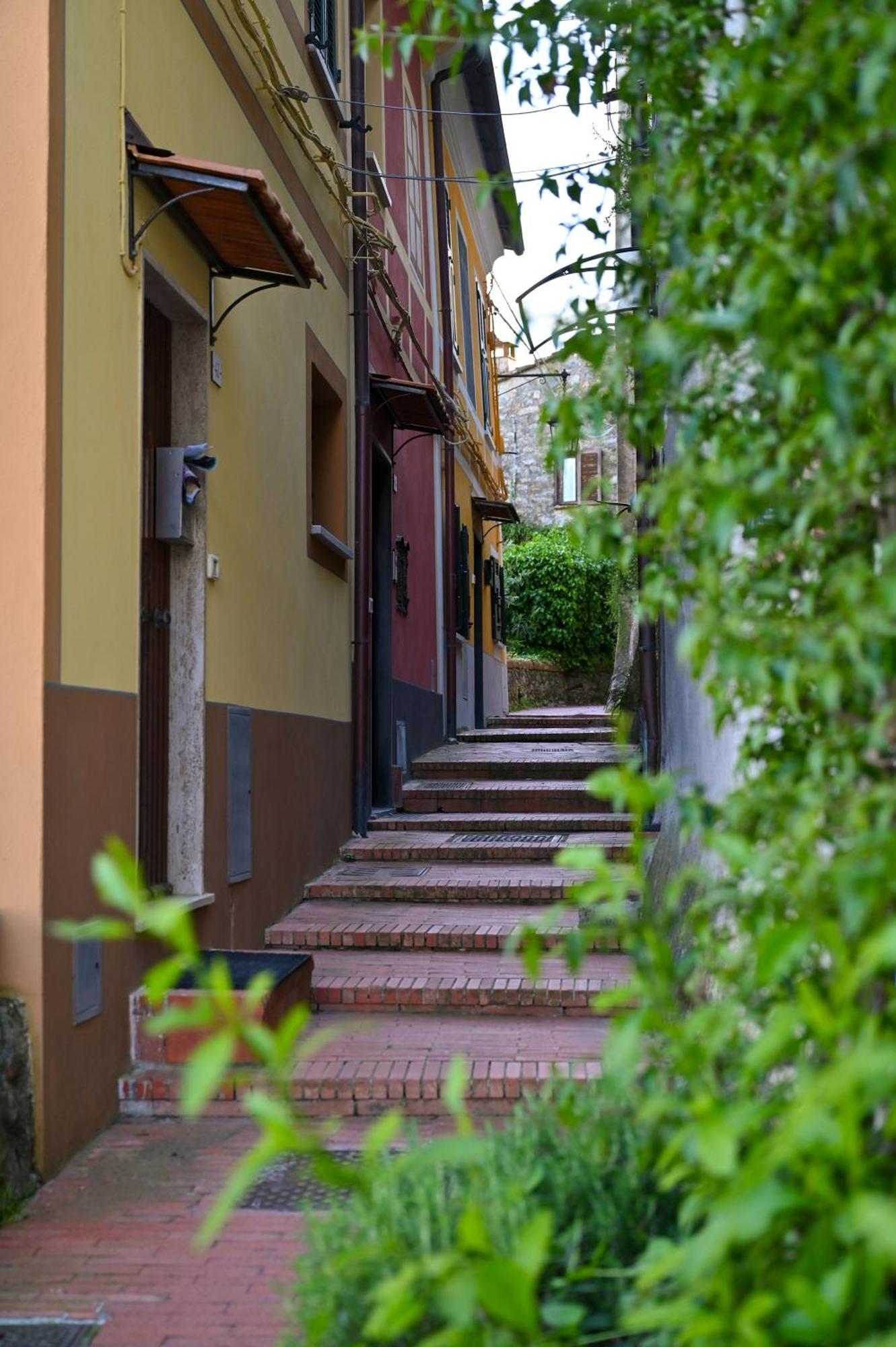 Casa E Mansarda Delle Mura 아메그리아 외부 사진